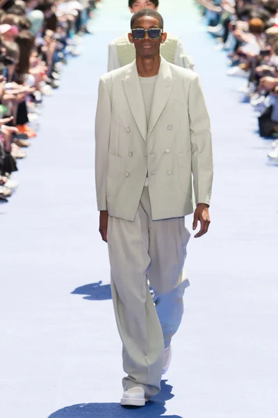 Look 21